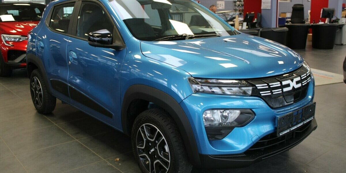 Dacia Spring Electric Essential 16.840 km 9.980 &euro; Euskirchen 53881