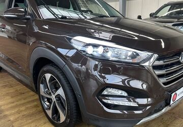 Hyundai TUCSON 136.894 km 14.800 &euro; Sankt Augustin 53757