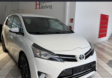 Toyota Verso 66.995 km 15.990 &euro; Siegburg 53721