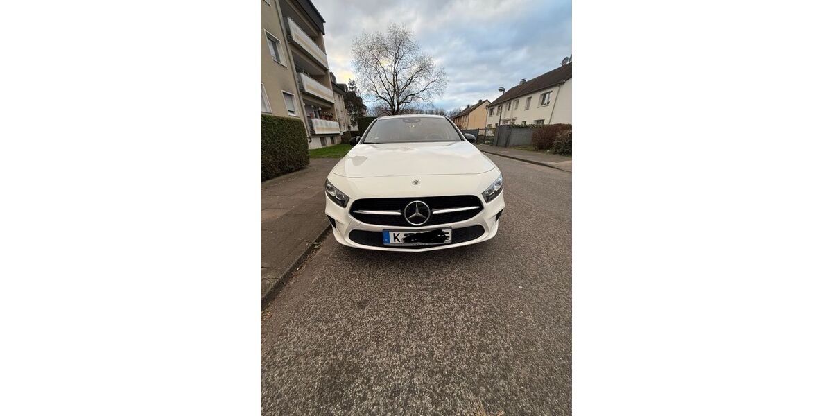 Mercedes-Benz A 180 72.500 km 21.900 &euro; Harsewinkel 33428