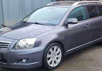 Toyota Avensis 520.000 km 1.400 &euro; Euskirchen 53879