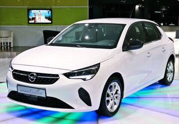 Opel Corsa 17.800 km 15.950 &euro; Troisdorf (Köln/Bonn) 53842