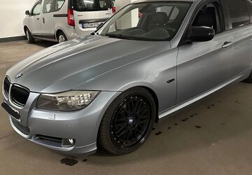 BMW 320 237.000 km 2.500 &euro; Bonn 53225