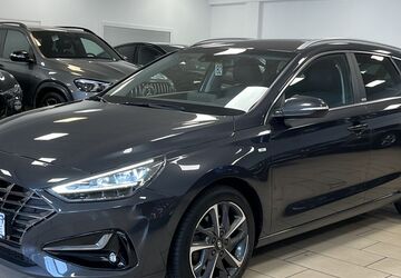 Hyundai i30 107.477 km 17.450 &euro; Bonn 53227