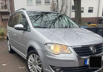 VW Touran 170.000 km 5.550 &euro; Hürth 50354