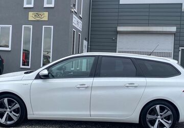 Peugeot 308 128.000 km 8.900 &euro; Euskirchen 53881