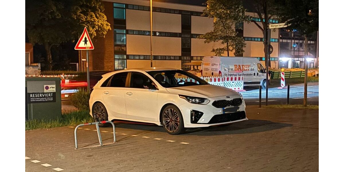 Kia ceed / Ceed 73.555 km 19.399 &euro; Köln 50676