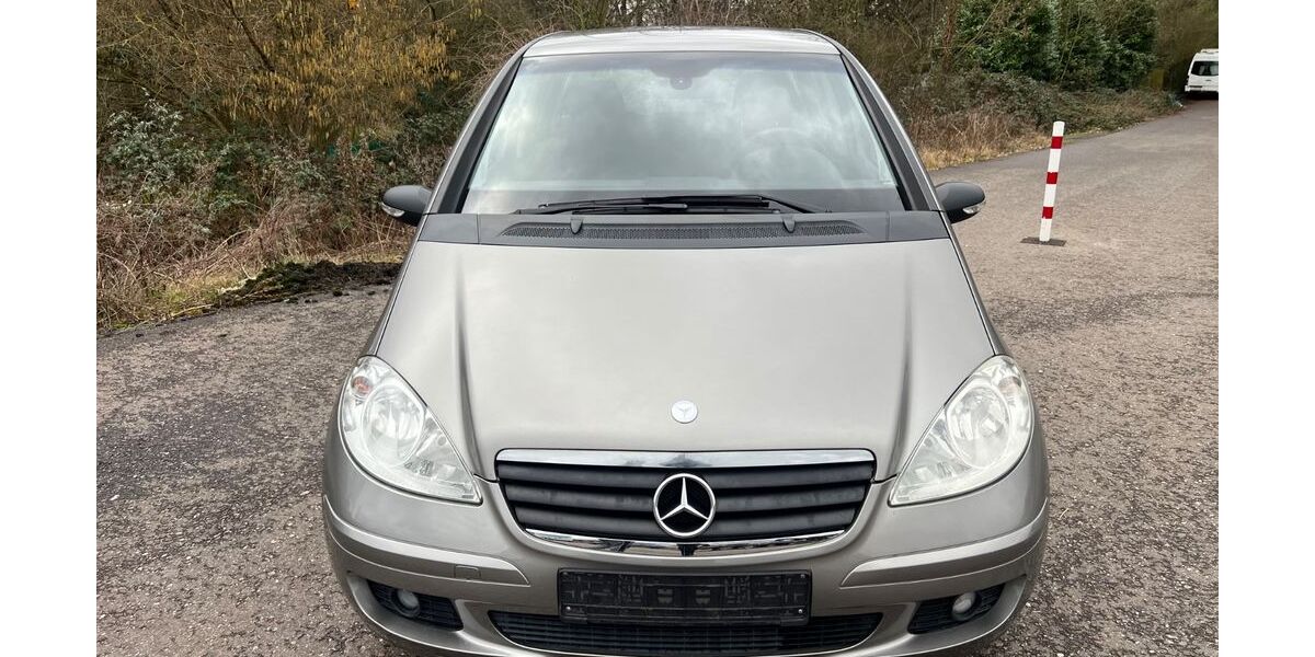 Mercedes-Benz A 170 138.000 km 4.450 &euro; Köln/Poll 51105