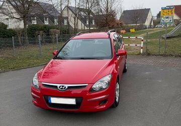 Hyundai i30 122.310 km 4.290 &euro; Bonn 53123