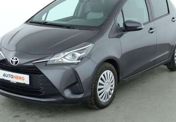 Toyota Yaris 48.766 km 11.330 &euro; Köln 50739