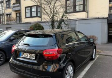 Mercedes-Benz A 180 102.569 km 13.500 &euro; Köln 50733