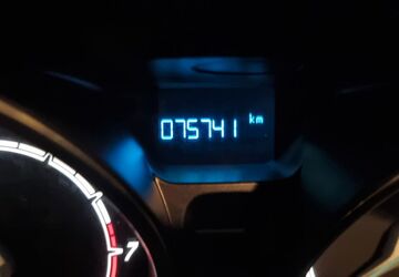 Ford Fiesta 75.800 km 9.400 &euro; Köln 51063