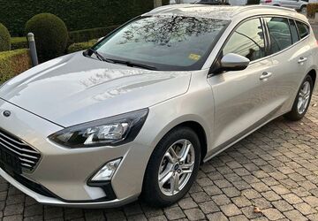 Ford Focus 48.023 km 14.990 &euro; Köln 50829