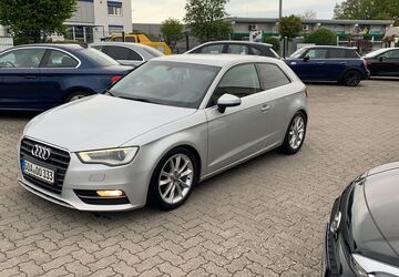Audi A3 330.000 km 5.780 &euro; Königswinter 53639