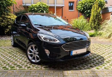 Ford Fiesta 65.000 km 10.500 &euro; Bruehl 50321
