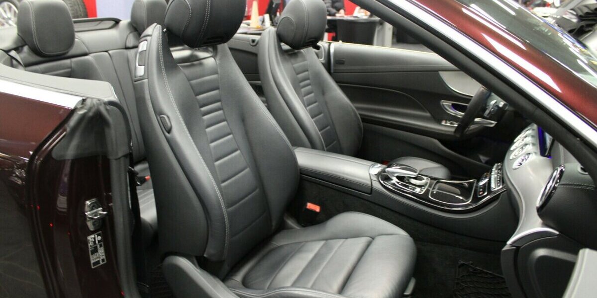 Mercedes-Benz E 350 Cabrio 9G-TRONIC AMG Line 158.600 km 29.980 &euro; Euskirchen 53881