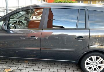 Opel Zafira 182.000 km 3.500 &euro; Bonn 53179
