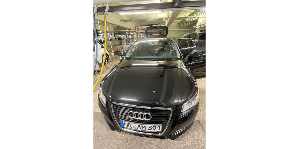 Audi A3 213.000 km 5.000 &euro; Königswinter 53639