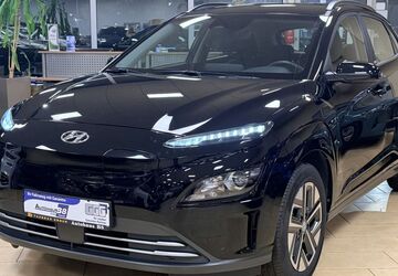 Hyundai KONA 28.304 km 15.150 &euro; Hennef 53773