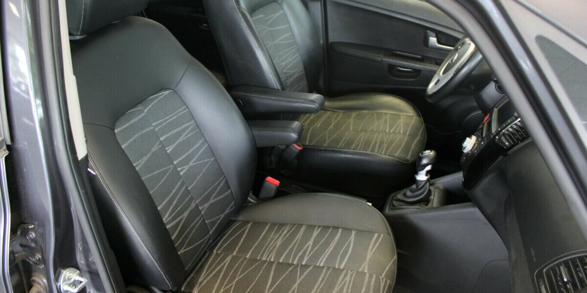 Kia Venga 1.6 CVVT Edition 7 - Panorama - 42.466 km 8.980 &euro; Euskirchen 53881