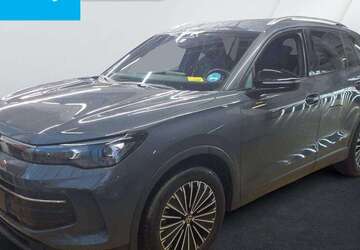 VW Tiguan 26.211 km 35.475 &euro; Troisdorf 53842