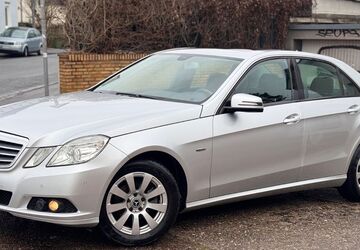 Mercedes-Benz E 200 189.665 km 9.750 &euro; bonn 53175