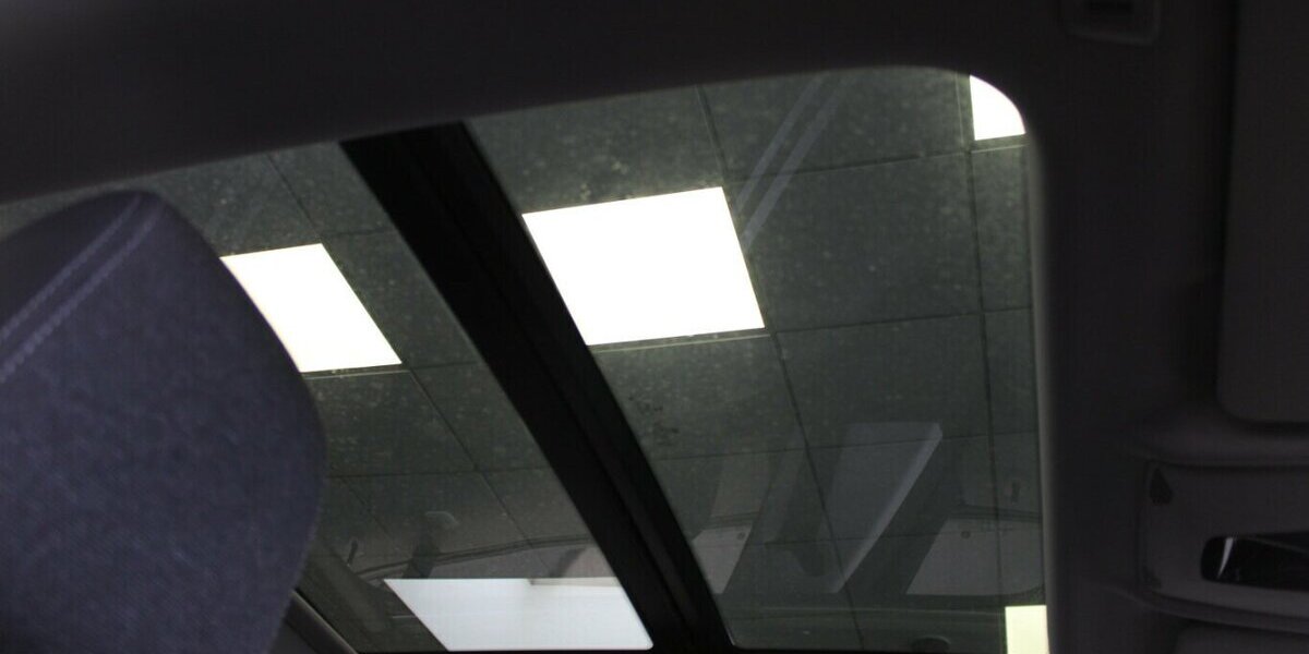 BMW 118d Advantage - LED - Panorama - 73.875 km 19.980 &euro; Euskirchen 53881