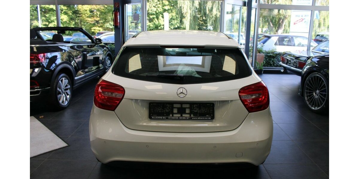 Mercedes-Benz A 180 Style - Panorama - Navi - Xenon - 105.500 km 11.980 &euro; Euskirchen 53881