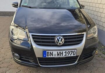 VW Touran 185.000 km 5.999 &euro; Rheinbach 53359