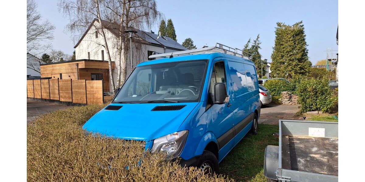 Mercedes-Benz Sprinter 64.817 km 16.995 &euro; Köln 51107