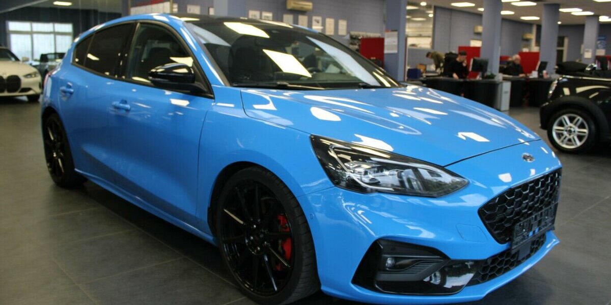 Ford Focus 2.3 EcoBoost ST Edition - 1. Hand - 97.428 km 21.980 &euro; Euskirchen 53881