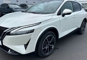 Nissan Qashqai 20.000 km 32.490 &euro; Troisdorf 53840