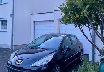 Peugeot 207 80.000 km 4.000 &euro; Bonn 53119
