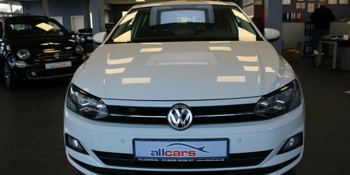 VW Polo 1.0 TSI Comfortline - 5-Türig - Navi - 132.167 km 9.980 &euro; Euskirchen 53881