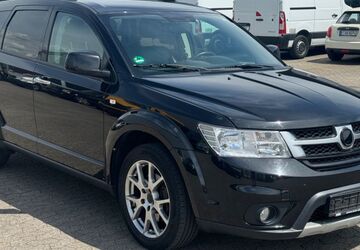 Fiat Freemont 195.920 km 9.950 &euro; Bornheim 53332