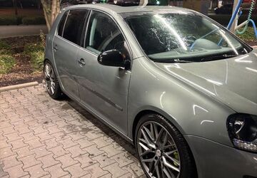 VW Golf 161.000 km 3.999 &euro; Euskirchen 53879
