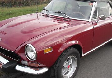 Fiat 124 Spider 100.000 km 11.300 &euro; Hürth 50354
