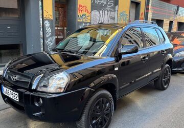 Hyundai TUCSON 152.000 km 3.750 &euro; Köln 50825