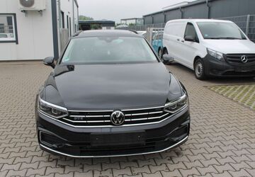 VW Passat Variant 28.736 km 22.950 &euro; Euskirchen 53879