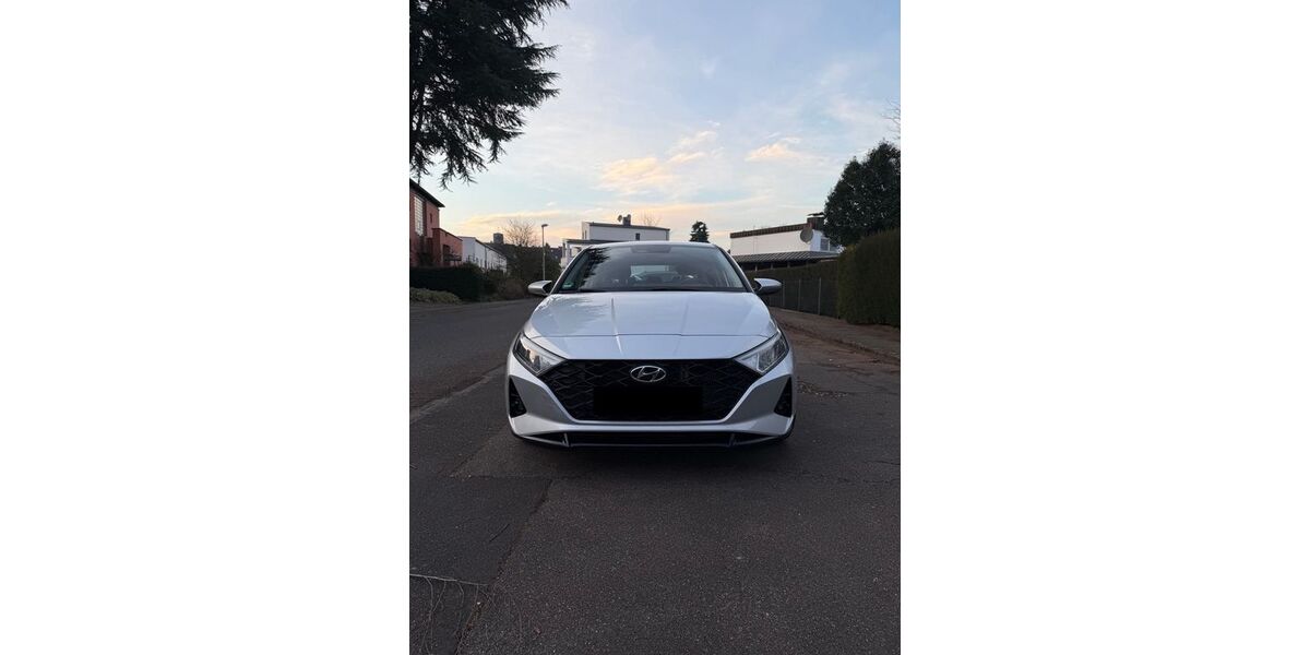 Hyundai i20 108.000 km 13.400 &euro; Frechen 50226