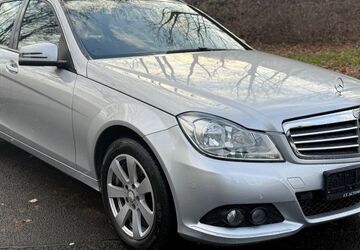 Mercedes-Benz C 220 163.100 km 9.499 &euro; Bonn 53127