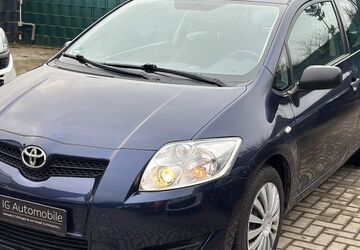 Toyota Auris 166.000 km 3.370 &euro; Köln 51109