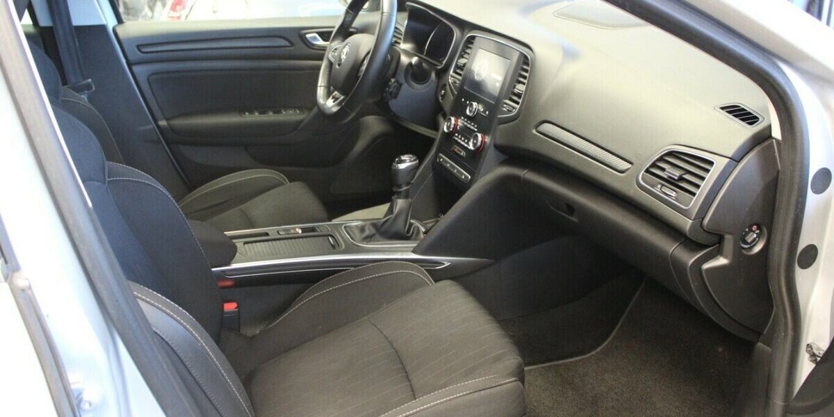 Renault Megane Grandtour TCe 140 GPF Limited 77.285 km 11.980 &euro; Euskirchen 53881