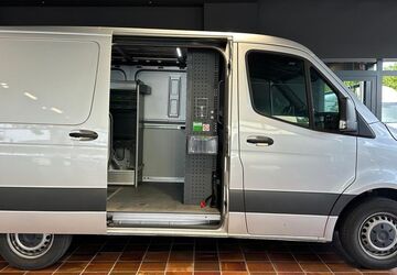 Mercedes-Benz Sprinter 174.193 km 21.419 &euro; Bonn 53177