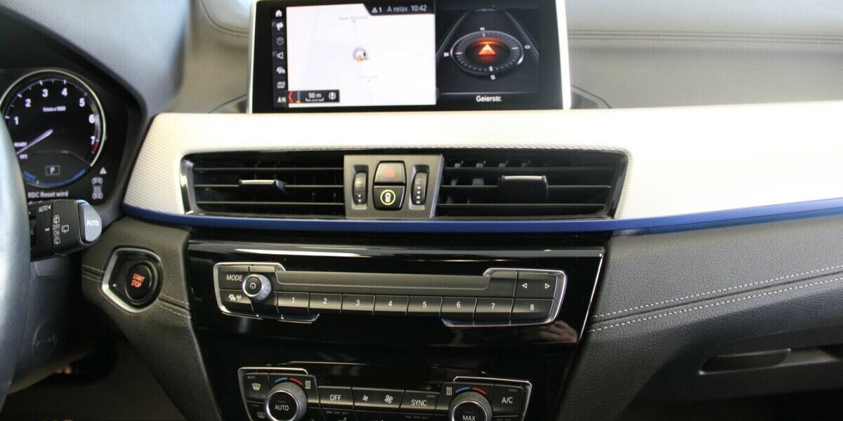 BMW X2 xDrive25e - M SPORT - 47.390 km 23.980 &euro; Euskirchen 53881