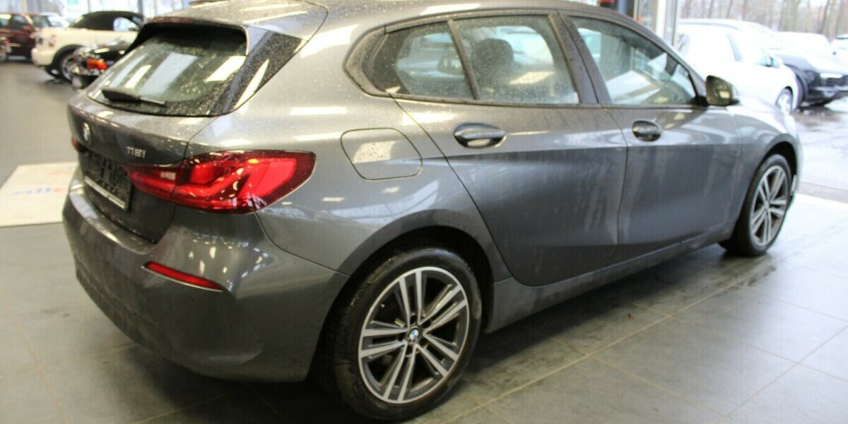 BMW 118 118i Aut. Leder - Panorama - LED - Navi - 45.890 km 20.980 &euro; Euskirchen 53881