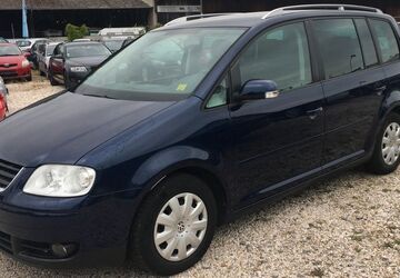 VW Touran 272.000 km 2.199 &euro; Bonn 53227