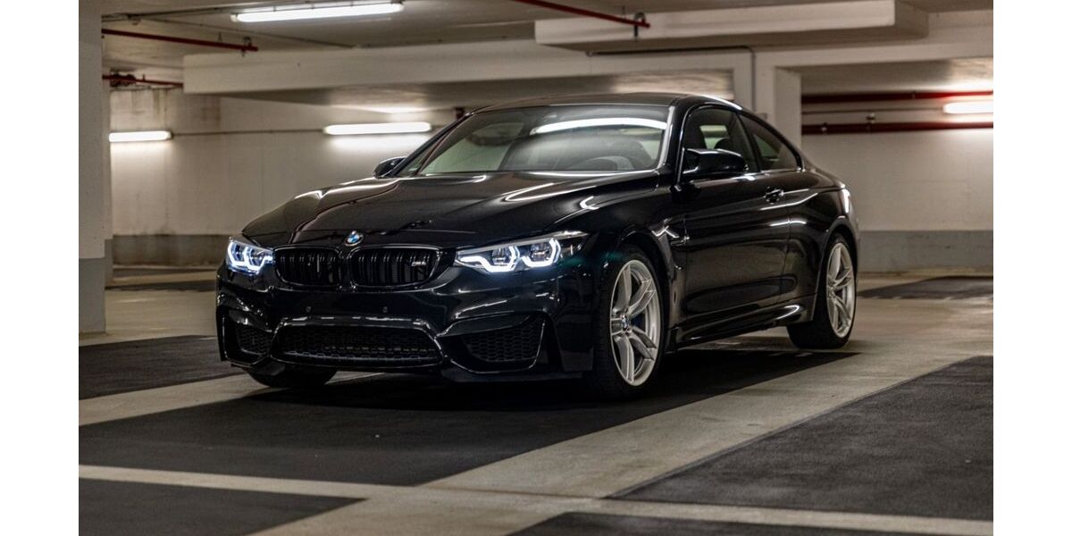 BMW M4 106.937 km 51.290 &euro; Bergisch Gladbach 51427