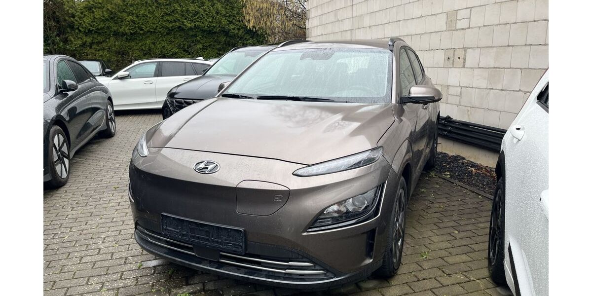 Hyundai KONA 36.440 km 16.700 &euro; Hennef 53773