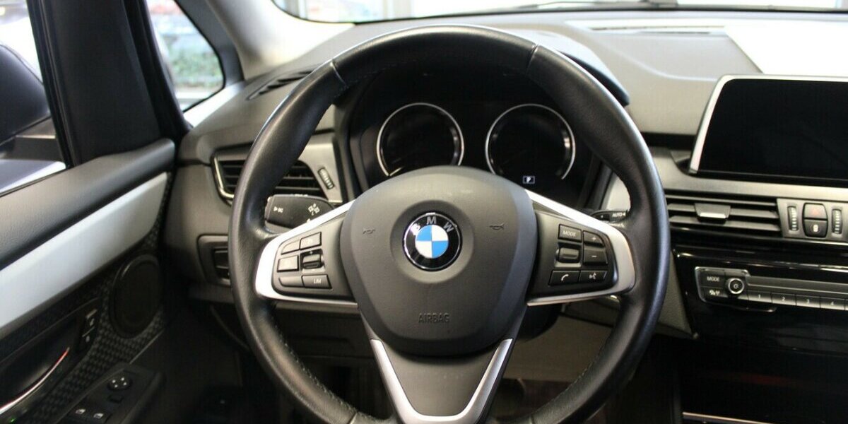 BMW 225 Active Tourer xe iPerformance Advantage - 8-Fa 99.262 km 14.980 &euro; Euskirchen 53881